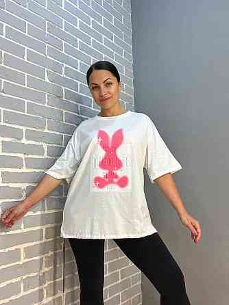 Футболка женская YIGOU 17 надпись рисунок кролик RABBIT оверсайз удлиненная one size, белый, one siz Одесса