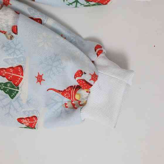 Хлопковая новогодняя детская пижама с гномами (свитшот + штаны) Каменец-Подольский