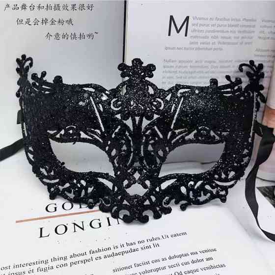 Маска маскарадна жіноча з блискітками one size чорний Київ