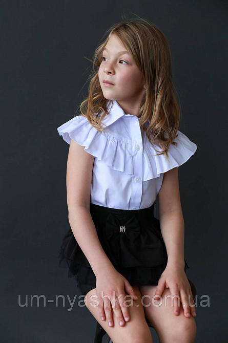 Гарна шкільна блузка з коротким рукавом 134-140 Кривий Ріг - фото 1