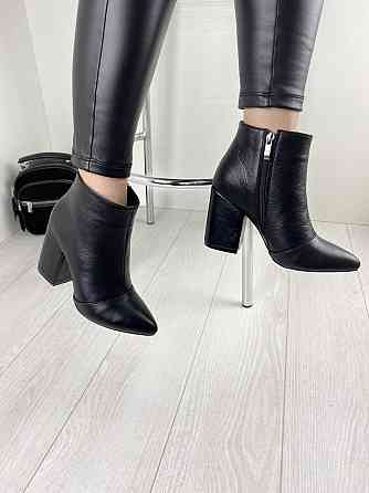 Черевики жіночі TWO STEPS чорні шкіра натуральна каблук 9см 36р.38р.39р. (2730) Коломия