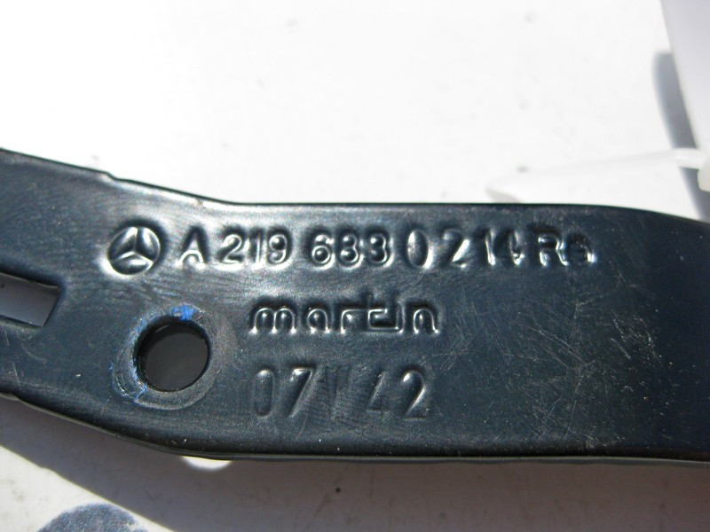 Mercedes-Benz  A2196830214 Правий кронштейн центральної консолі до рами торпеди CLS C219 Одесса - изображение 3