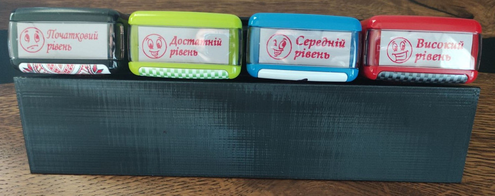 Підставка для штампів-оцінок чорна Київ - фото 4