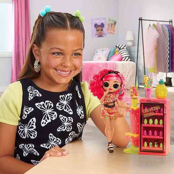 Ігровий набір з лялькою L.O.L. Surprise! серії O.M.G. –  Ча Ча Дніпро