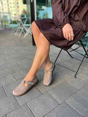 Vanessa Стильні замшеві лофери жіночі з ремінцем T-304-05 капучино весна-осінь р. 36-40 / Лофер Коломия