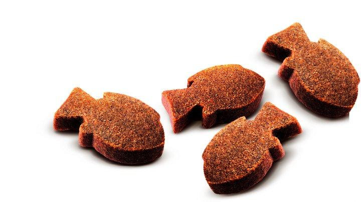 Лакомство Carnilove Карнилав Semi-Moist Carp with Thyme для собак с карпом и тимьяном 200 г Винница - изображение 2