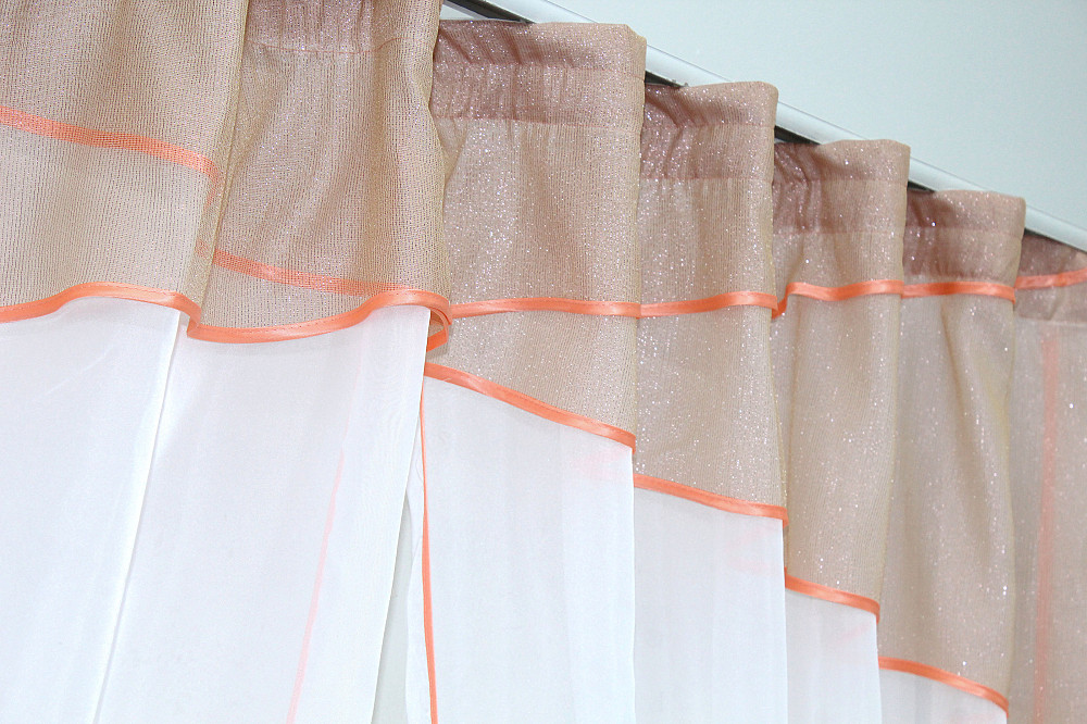Кухонні штори VR-Textil № 091к з ламбрекеном і підв'язками персиковий з білим 260х170 см (59-774) Київ - фото 5