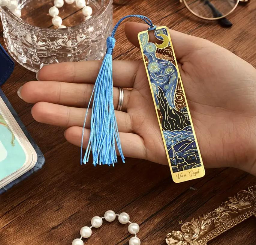 Винтажная закладка из металла с рисунком звездной нГлаза и месяца с бахромой Оригинальная закладка д Киев - изображение 1