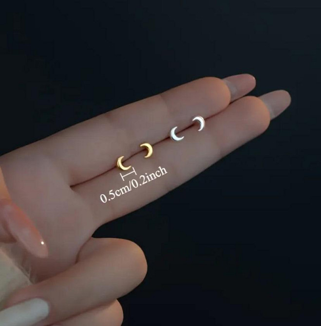 Минималистичные серьги-пусеты полумесяц Медные, золотистые, унисекс, 0.5 см Киев - изображение 3