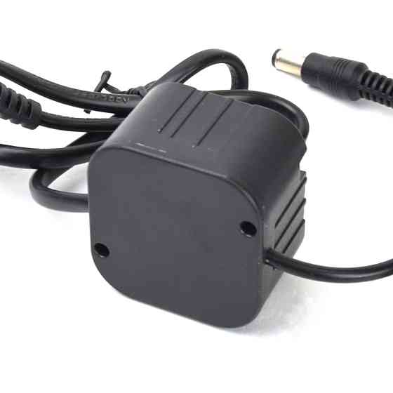 Блок живлення Full Energy BG-142 13.5 В / 1.5 А для домофонів (Довжина мережевого кабелю: 0.38 м, Довжина вихідного кабелю: 0.4 м) Київ