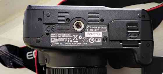 Зеркальный фотоаппарат Canon 500D. Киев