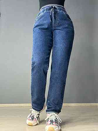 Джинсы женские LDM 0250 МОМ бананы резинка на поясе батал большие размеры синие, синий, 31, 31, 87 см, 115 см Киев