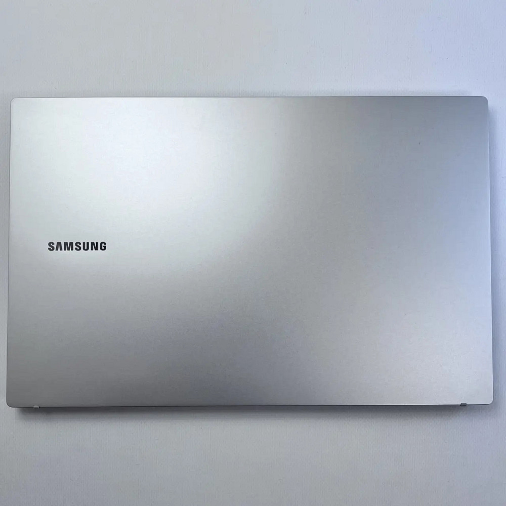 Ноутбук Samsung Galaxy Book3 NP754XFG 15.6" IPS FHD Intel Core i5-1335U 16/256GB SSD Silver тонкий легкий Миколаїв - фото 5