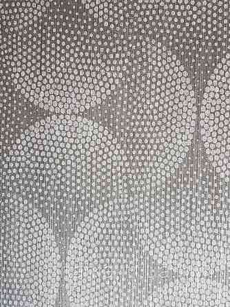 Шпалери вінілові на флізелін BN International 219743 Finesse геометрія коло півколо точки сірі на чорному Київ