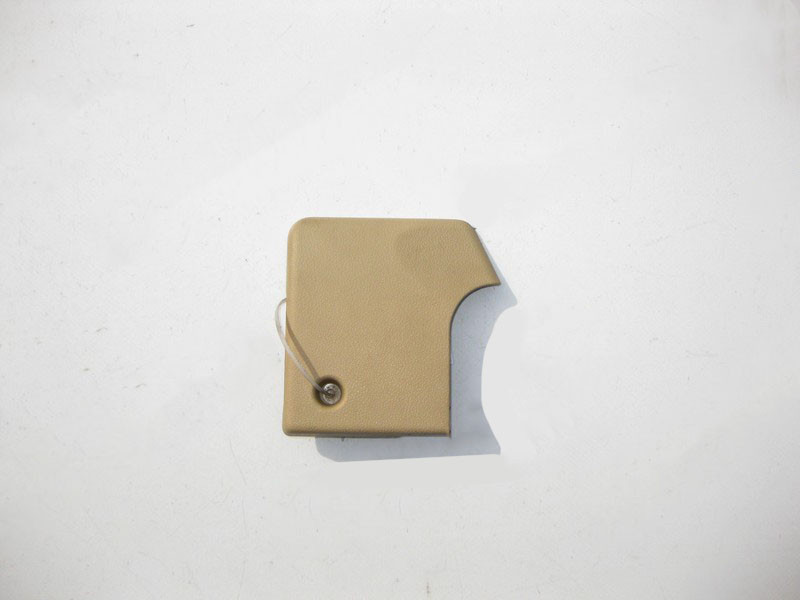 Mercedes-Benz  A1649244537 8K67 Зовнішня кришка кріплення заднього лівого сидіння бежева GL X164 Одесса - изображение 1