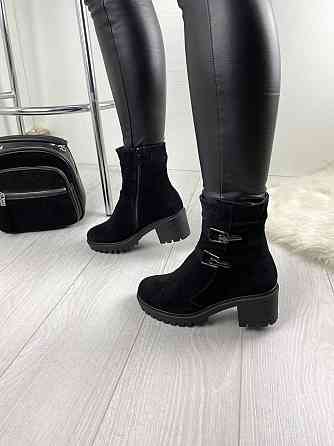 Жіночі черевики ARLETT чорні натуральна замша зима висота черевика 14 см (Б321) Коломыя