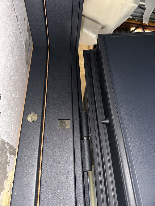 Двери уличные Redfort, модель Стрит Грей Люкс со стеклом (Металл/МДФ) , комплектация Комфорт (3 контура) С ТЕРМОРАЗРЫВОМ Киев - изображение 4