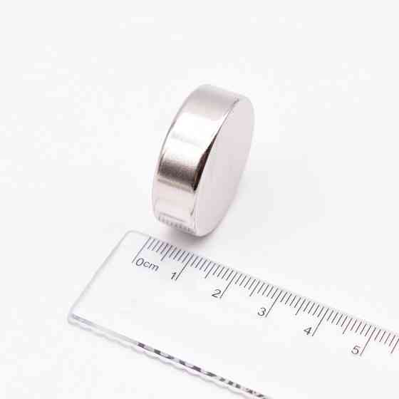 Сильный дисковый неодимовый магнит 30x10 мм Киев