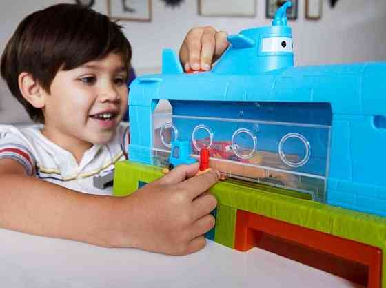 Игровой набор Mattel Субмарина с Маквином Тачки на дороге (HGV70) Харьков