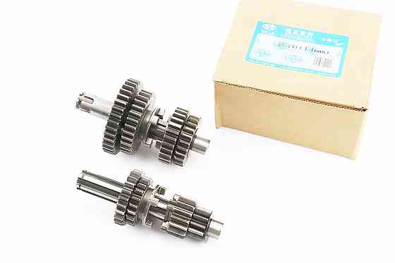 Коробка передач (два вали з шестернями) d-14мм під сепаратор. Киев