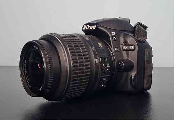 Дзеркальний фотоапарат Nikon D3100 + kit об'єктив 18-55 мм Клевань