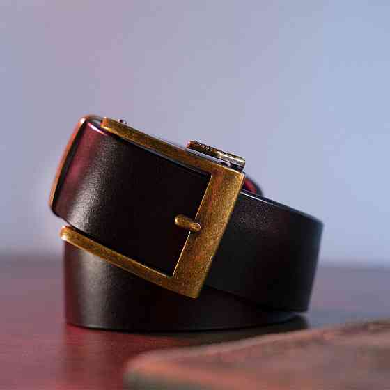 Ремень из натуральной кожи с ретро латунной пряжкой Vintage 20215 Черный Киев