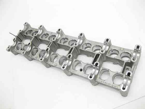 Mercedes-Benz  A6120100236 R6120160204 Ліжко розподільних валів двигуна OM647 OM612 Одесса