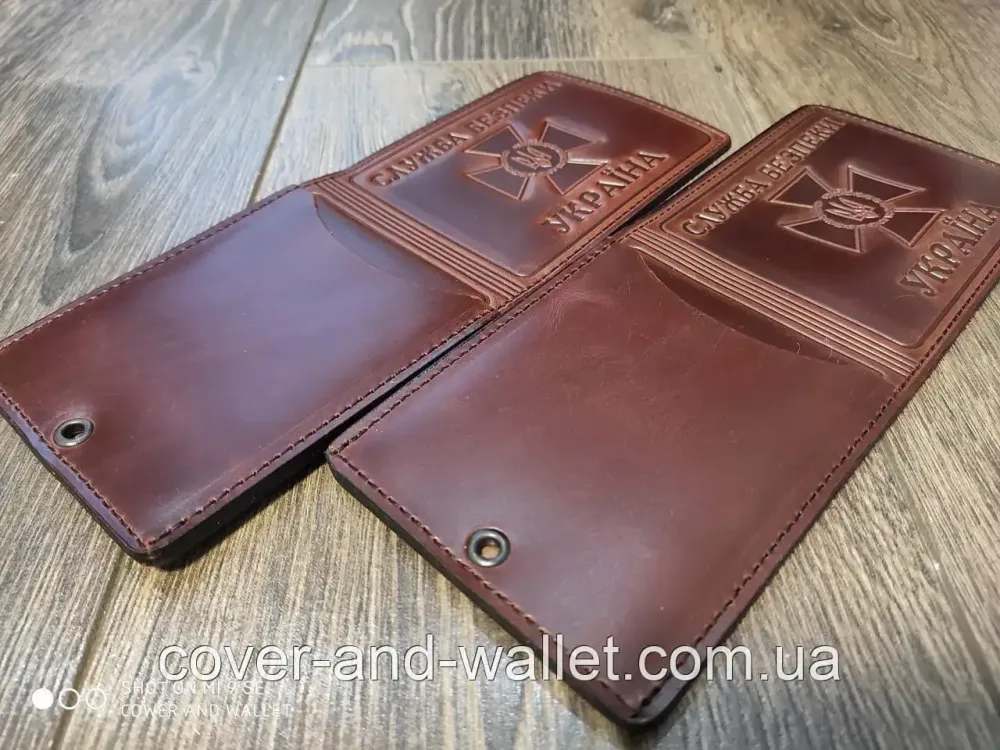 Шкіряна обкладинка на посвідчення СБУ з шевроном Київ - фото 4