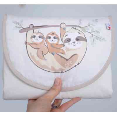 Пеленальный матрасик Верес дорожный Lazy sloth NEW 57х60 см (427.5.1) Винница