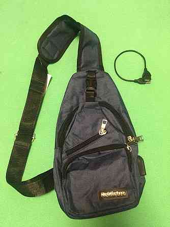 Мужская сумка тактическая через плечо синя (джинс) - размер сумки 30*20см, 4 кармана, с USB шнуром в комплекте Киев