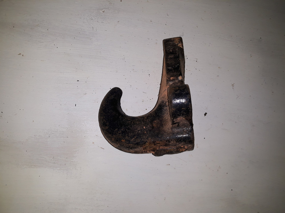 Крюк буксировочный передний ГАЗ 52. Харьков - изображение 1