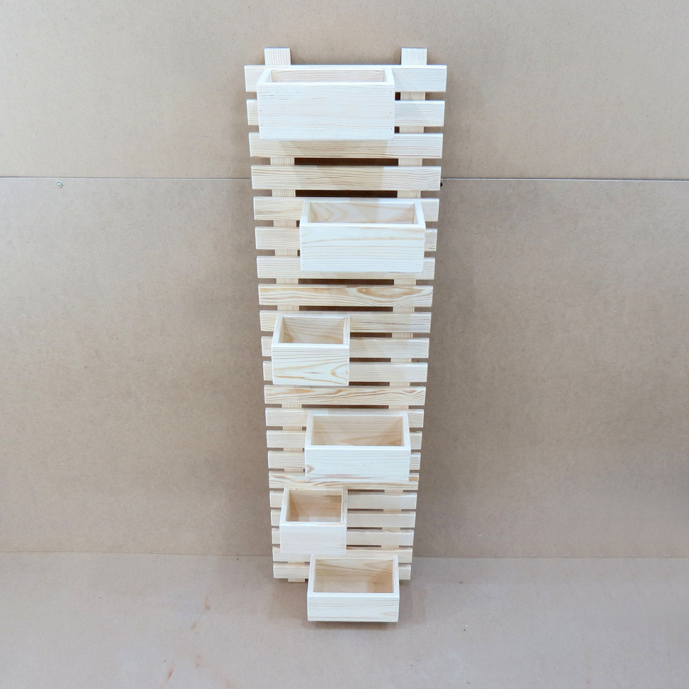 Полка настенная для цветов 