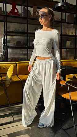 Женский стильный костюм двойка: лонгслив с имитацией бра и брюки вискоза Одесса