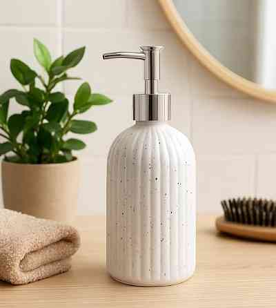 Диспенсер стеклянный матовый для жидкого мыла White 440 мл Винница