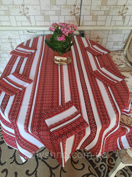 Красная скатерть вышитая с салфетками 6 штук Киев - изображение 4