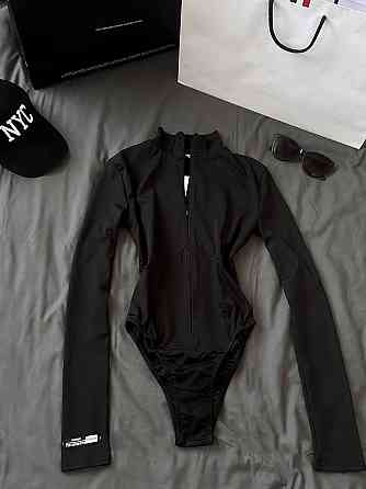 Жіночий стильний базовий боді з ніжного мікродайвінгу. Чорний Одеса