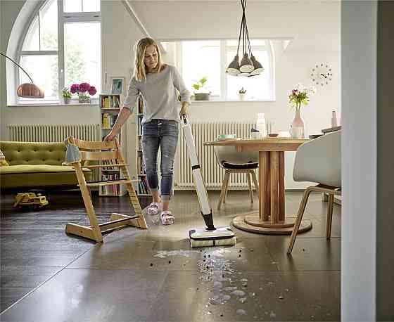 Акумуляторний мийний пилосос Karcher FC 7 Cordless (1.055-701.0) ( Сірий ) Харьков