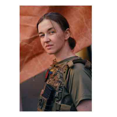 Книга Збройні люди України. Історії, які ми розповімо онукам - Владислав Головін Наш Формат (9786178441128) Вінниця