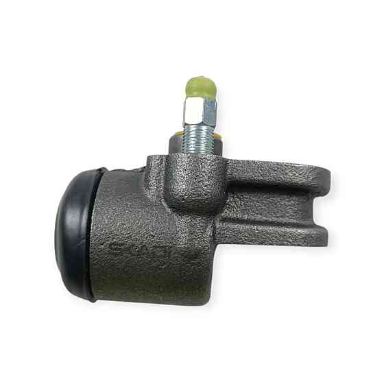 Цилиндр переднего тормоза УАЗ 452, 469 левый верхний (правый нижний) колесный Мукачево