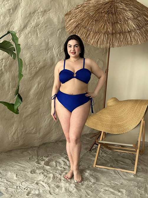 Роздільний купальник бандо plus size великих розмірів з поролоновими чашками біфлекс з рюшами синій Одеса - фото 8