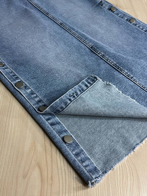 Юбка женская джинсовая Liana 558-559 миди прямая стрейчевая с разрезами на пуговицах голубая, голубой, 42., 42, 115 см, 127 см Киев - изображение 7