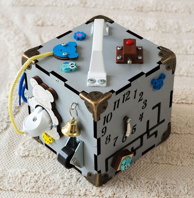 Маленький Бізікуб 15*15*15 Сірий дитячий куб Мінібізикуб для хлопчика Бізіборд Тернопіль - фото 1