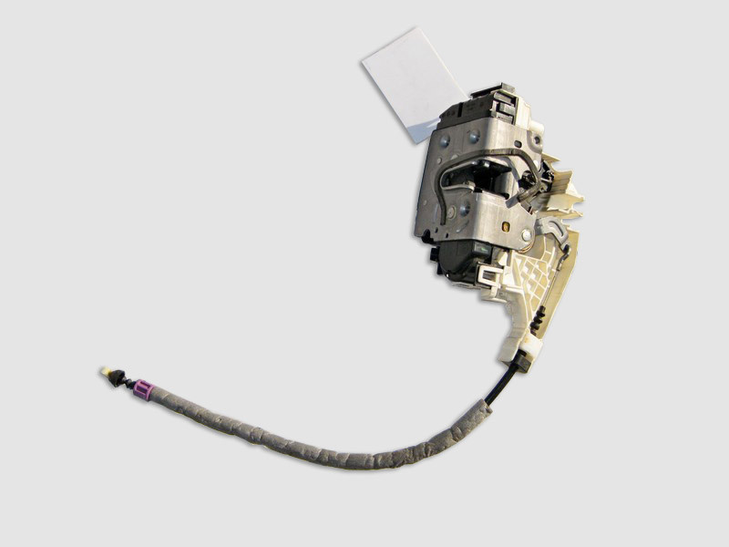 Mercedes-Benz  A2047201535 Замок передніх лівих дверей E-Class W212 C-Class W204 GLK X204 CLS C218 SLS C197 Одесса - изображение 1