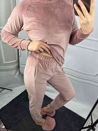 Жіночий спортивний велюровий костюм Пудровий XS Харків