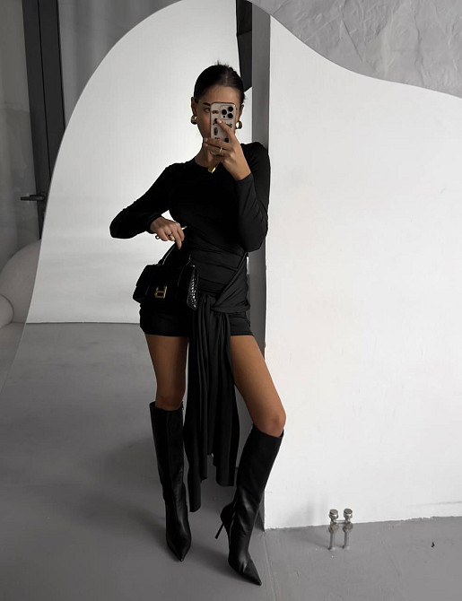 Жіноча міні сукня з поясом-шлейфом мікродайвінг Одеса - фото 2