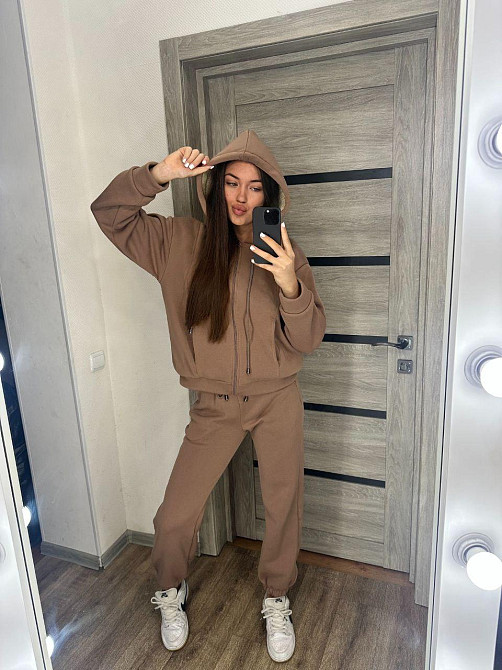 Женский утепленный костюм двойка: кофта и штаны трехнитка на флисе + мех Мокко, 50/52 Одесса - изображение 1