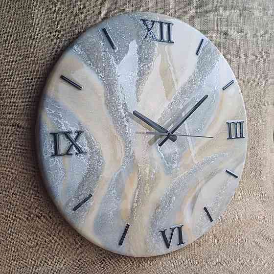 Годинник настінний 50 см з епоксидної смоли ручної роботи Дніпро