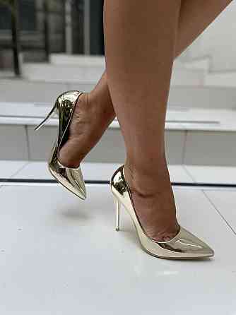 Comer Туфлі жіночі COMER золото еко-лак каблук 11см 40р (4960) Коломия