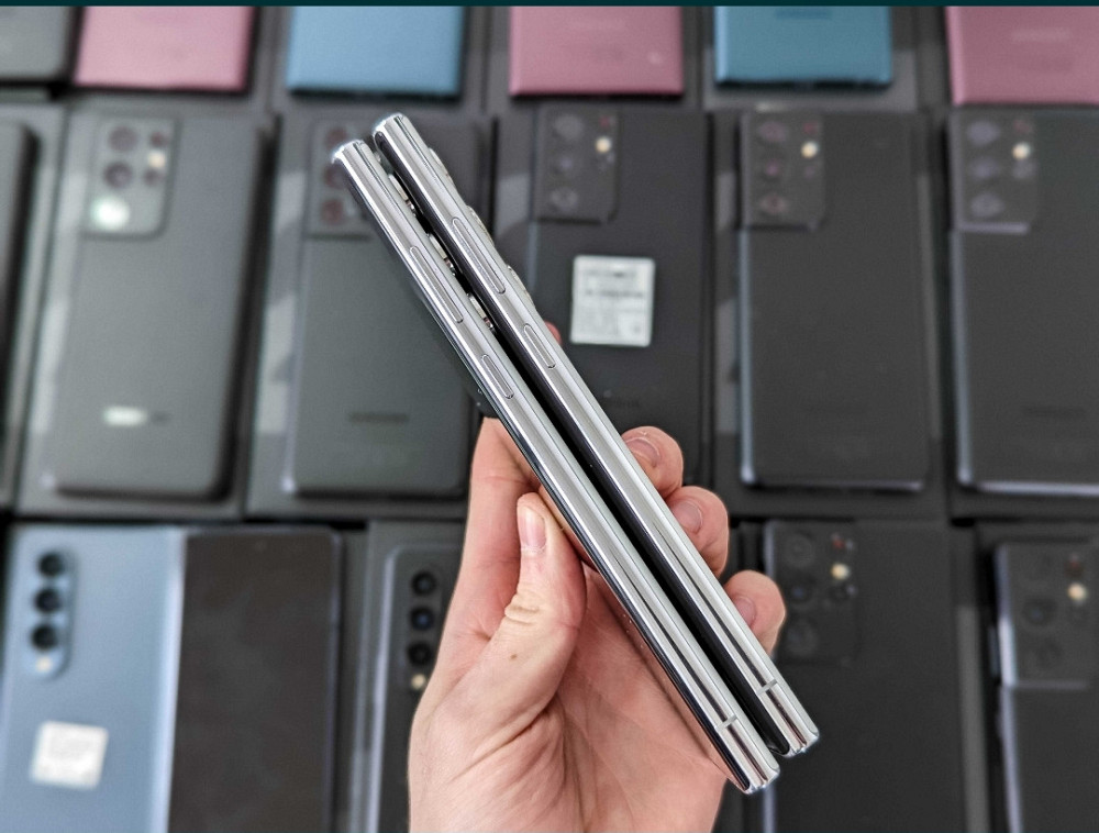 Смартфон Samsung Galaxy S22 Ultra 12/256Gb Phantom White /Black/Green Київ - фото 8