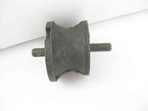 BMW  22316799331 Подушка КПП BMW E81 E82 E36 E46 E90 E91 E92 E39 E36 E85 F13 Одеса